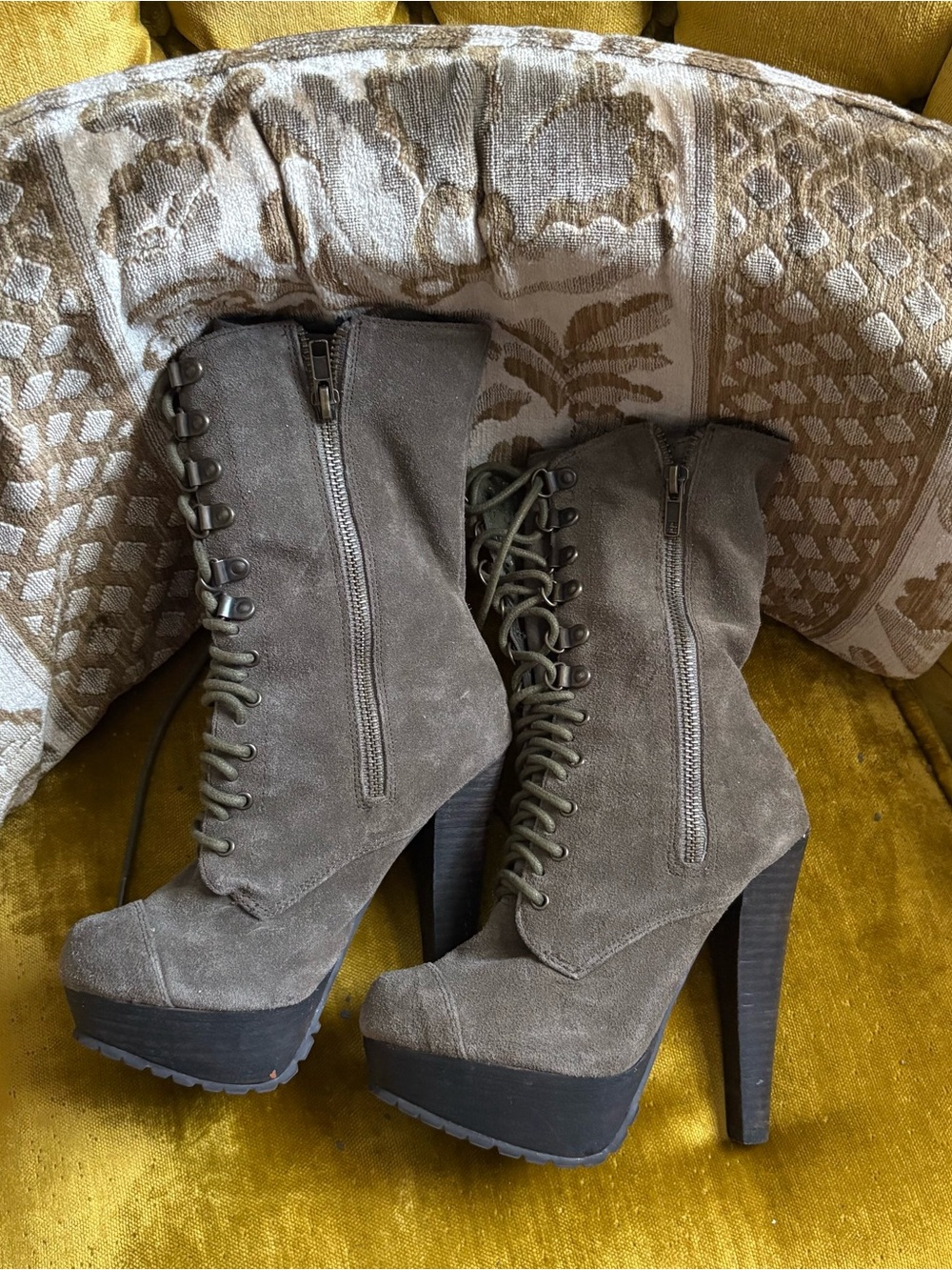 Vintage Y2K Steve Madden Platform Boots